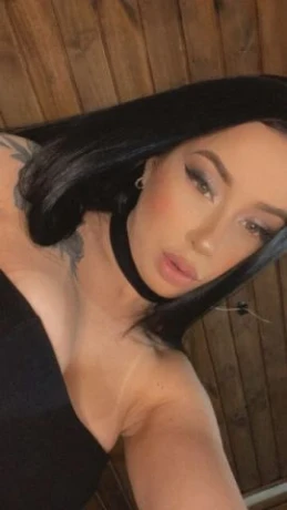 Jade Moretti — 3 / 5