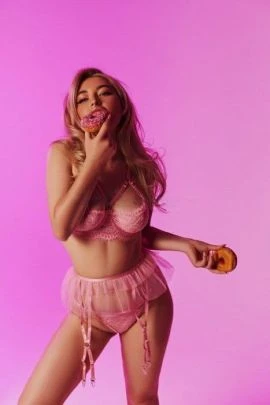 Milana, Escort, Riyadh