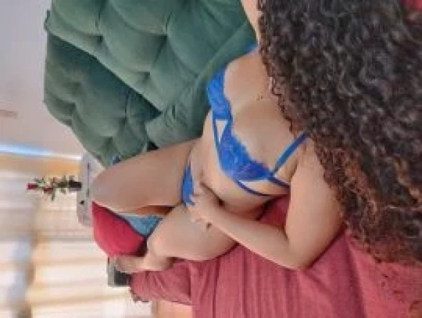 Bruna Capelo — 4 / 5