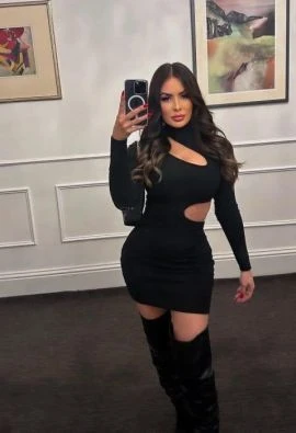 Kiara — 3 / 9