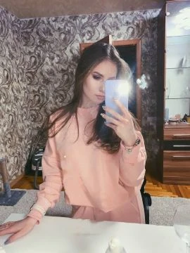 Zoe — 5 / 8