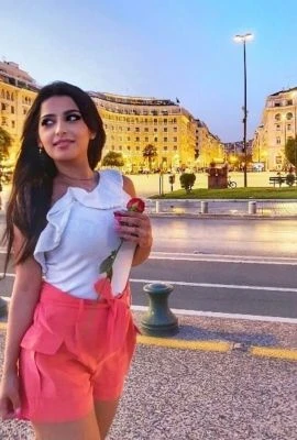 Hala, Escort, Istanbul