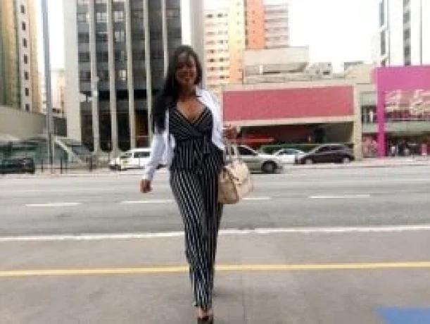 Anitta Maylla — 7 / 8
