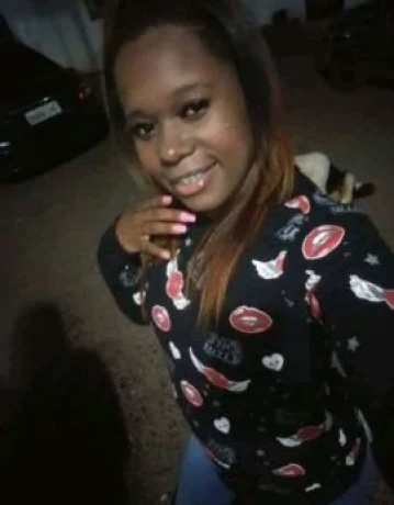 Eduarda Souza — 3 / 5