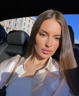 Yana — 6 / 9