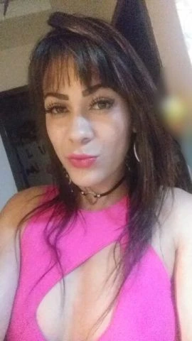 Gigi Castro — 4 / 5
