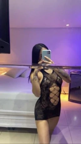 Camila Bonfim — 2 / 4