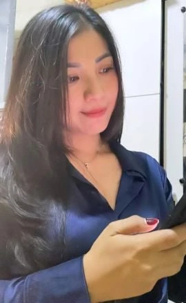 Erica Natural Girl — 2 / 6
