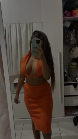 Brenda Pinheiro — 4 / 5