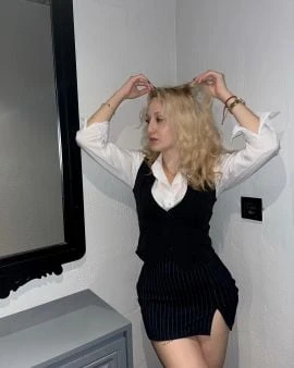 Sophie — 4 / 7