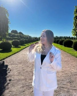 angelaa — 8 / 9