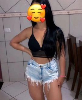 Maria Manuela — 4 / 5