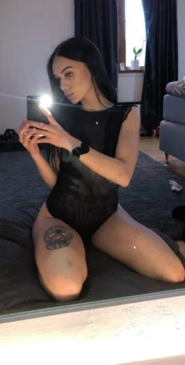 Ashley Zara — 4 / 8