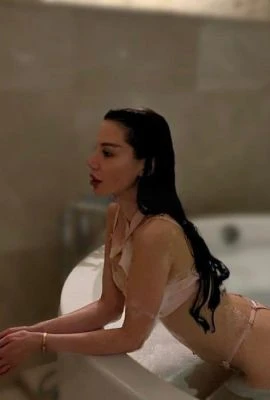 Sabrina — 3 / 6