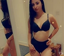 Female Escort — 5 / 6