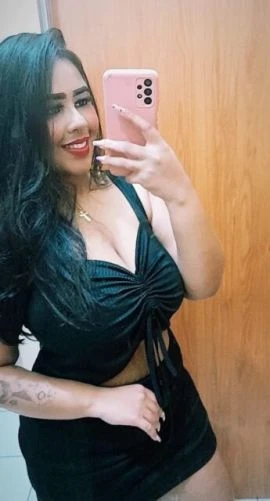 Rebecca Souza — 3 / 5