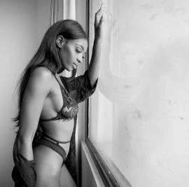 Rinet, Escort, Istanbul