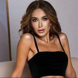 Sandra, Escort, Turin