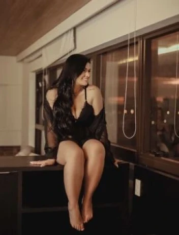 Lara Brazilian 🇧🇷 — 6 / 9