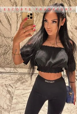 Mila — 4 / 6