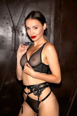 Damiana Hot — 3 / 4