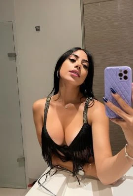 Larya — 3 / 9