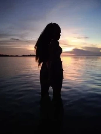 Tifany Cristine — 3 / 4