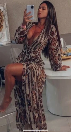 Priscilla Senna — 4 / 5