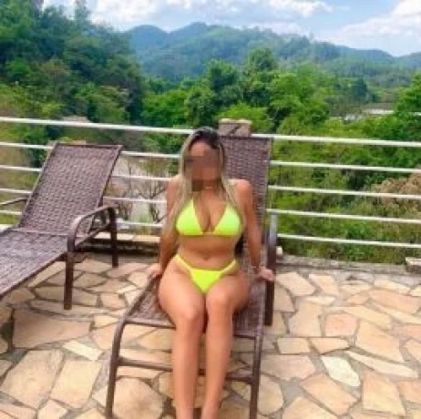 Sayuri Bueno — 1 / 5