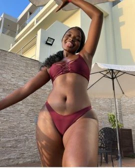 Amiira, Escort, Istanbul