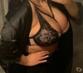 Bella — 2 / 3