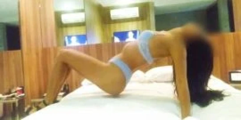 Débora Reis — 2 / 9