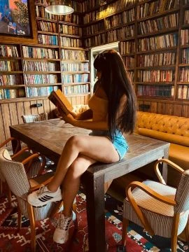 Darina — 2 / 7
