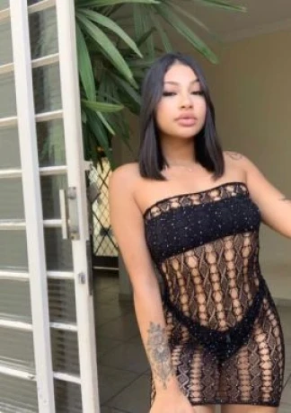 Débora Ávila — 4 / 5