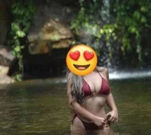 Isa Martins — 4 / 5