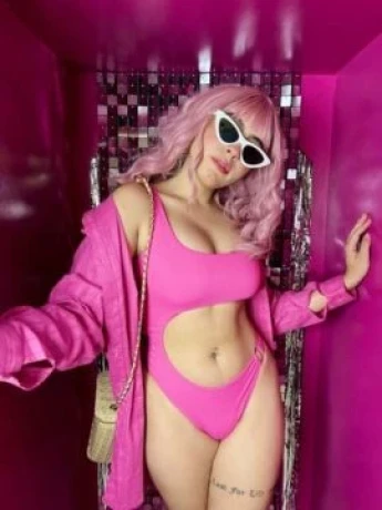 Polly Hernandes — 3 / 5