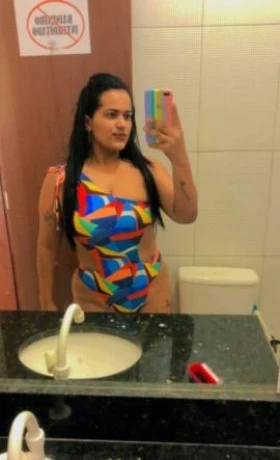 Patrícia Moreira — 2 / 4