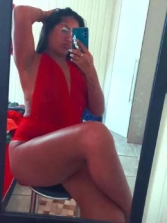 Letícia Alencar — 8 / 9