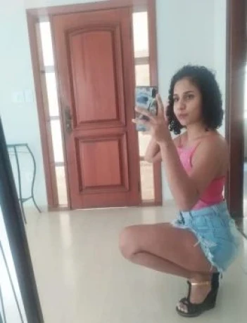 Brunna Almeida — 3 / 7
