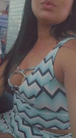 Lorena Mota — 3 / 4