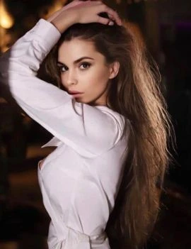 Avrora, Escort, Istanbul
