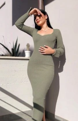 Mia — 7 / 9