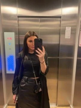 Sasha — 2 / 9