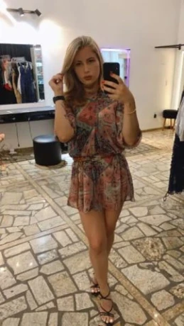 Ísis Guimarães — 2 / 4