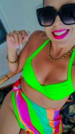 Camila Vasconcellos — 2 / 5