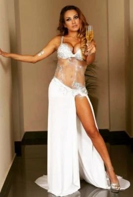 International Model — 2 / 9