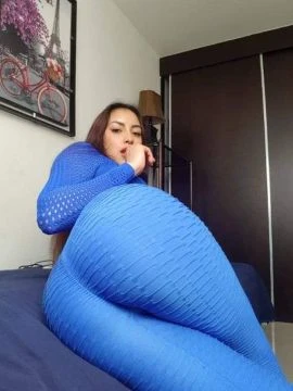 Jenifer12 — 4 / 6