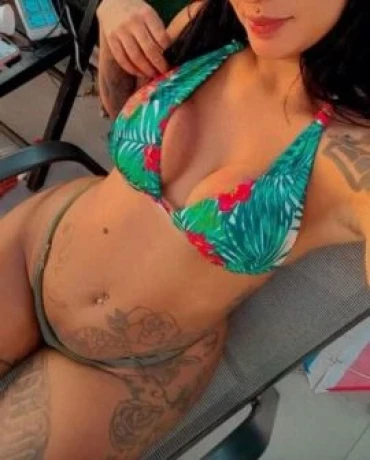 Mari Almeida — 4 / 5