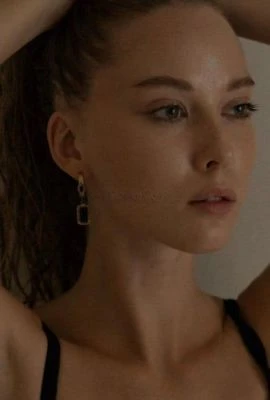 Karolina — 4 / 6
