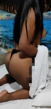 Danielle Alexia — 2 / 5